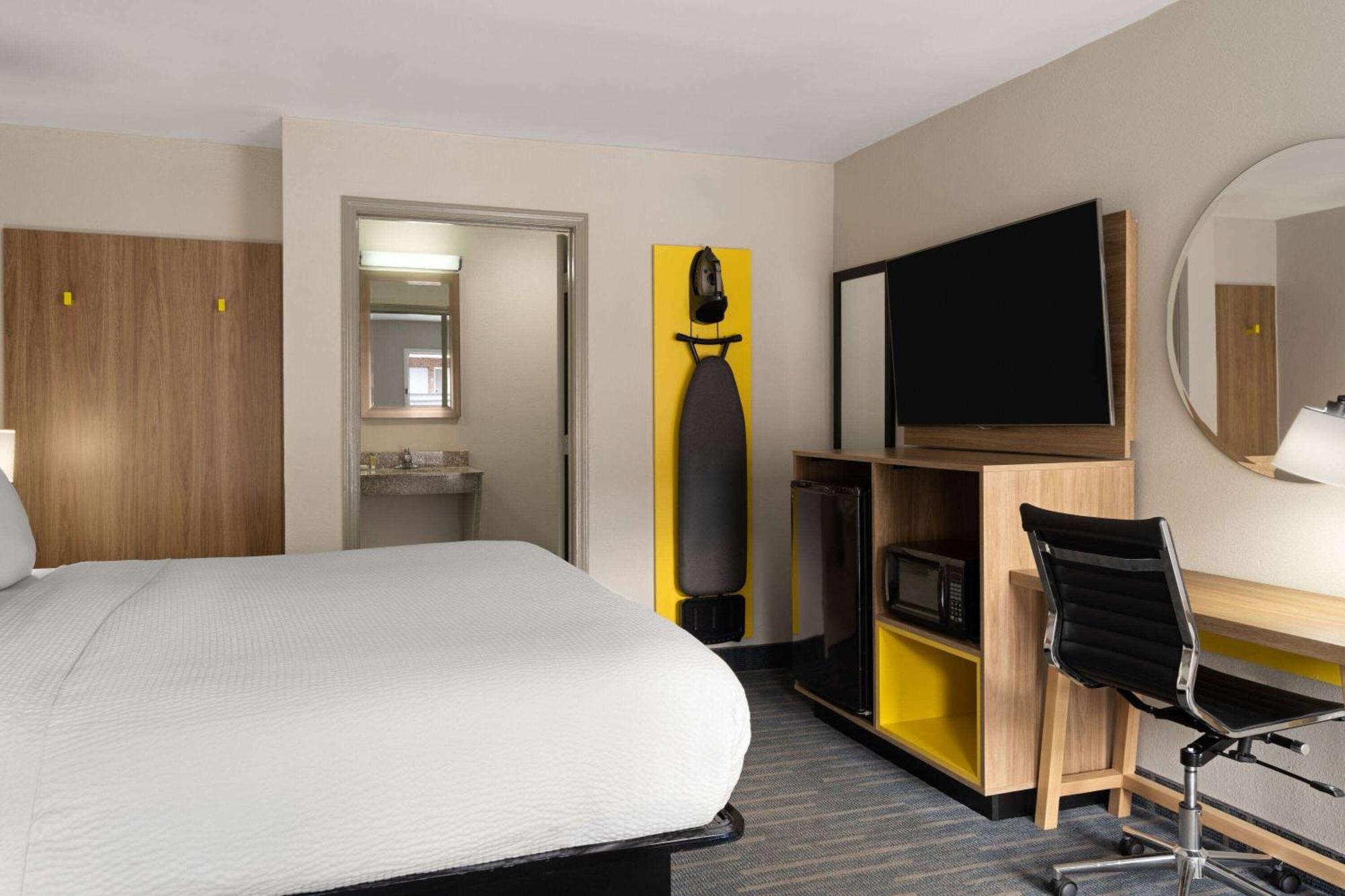 Days Inn By Wyndham Weldon Roanoke Rapids Eksteriør billede