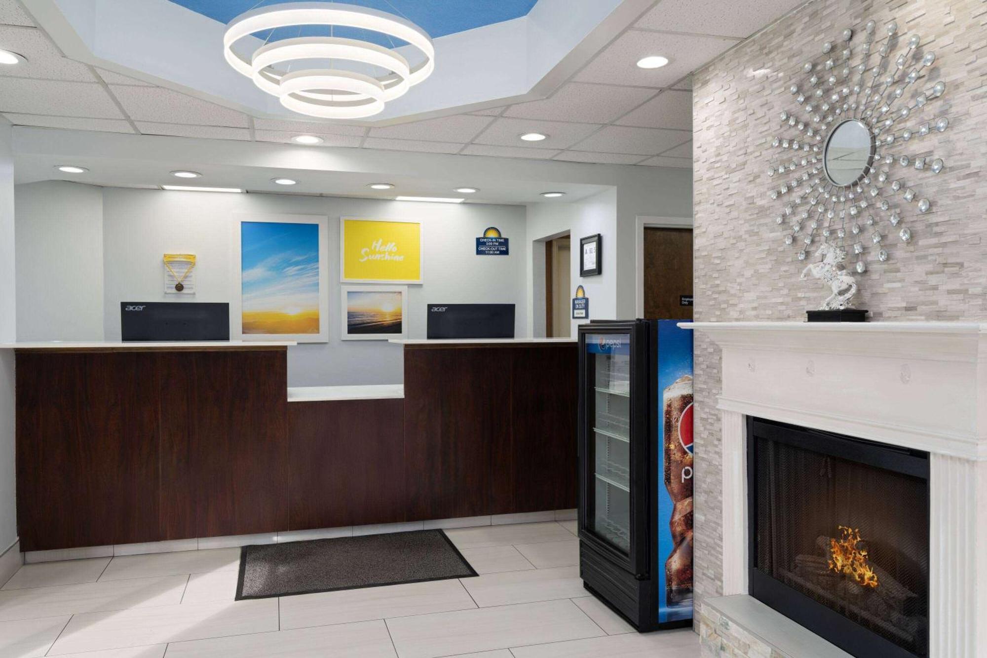Days Inn By Wyndham Weldon Roanoke Rapids Eksteriør billede